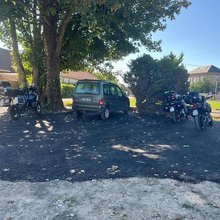 Au Relais Des Diligences 3* Mezieres-en-Vexin