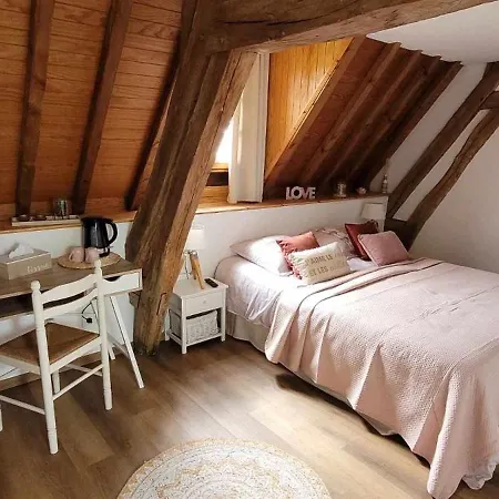 Couette-café Au Relais Des Diligences